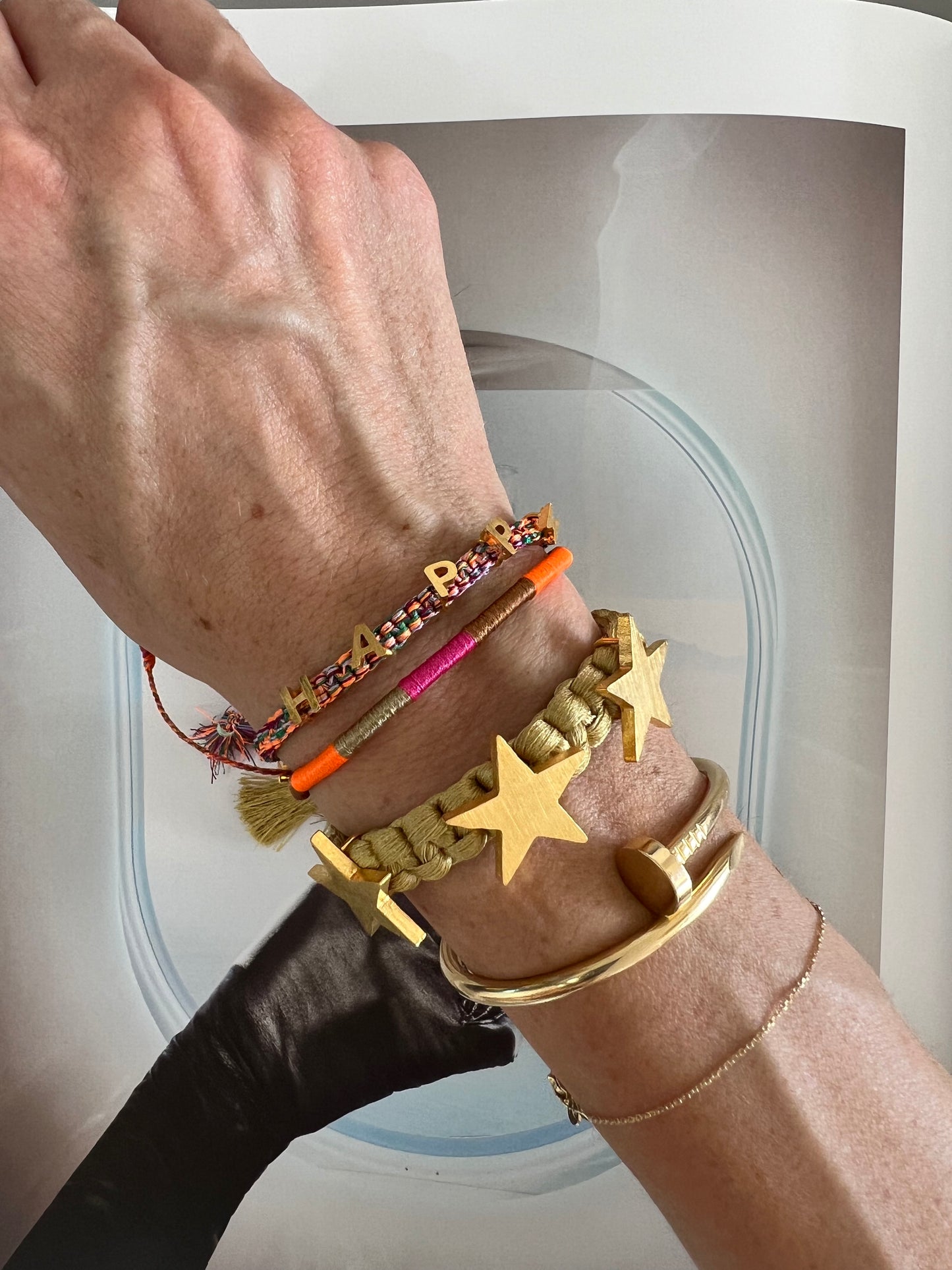 MACRAME HAPPY BRACELET