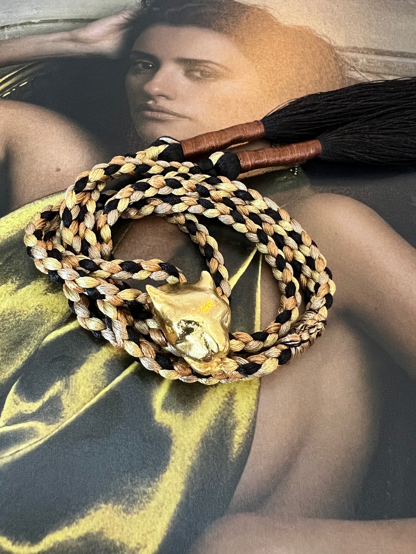 FELINE NECKLACE