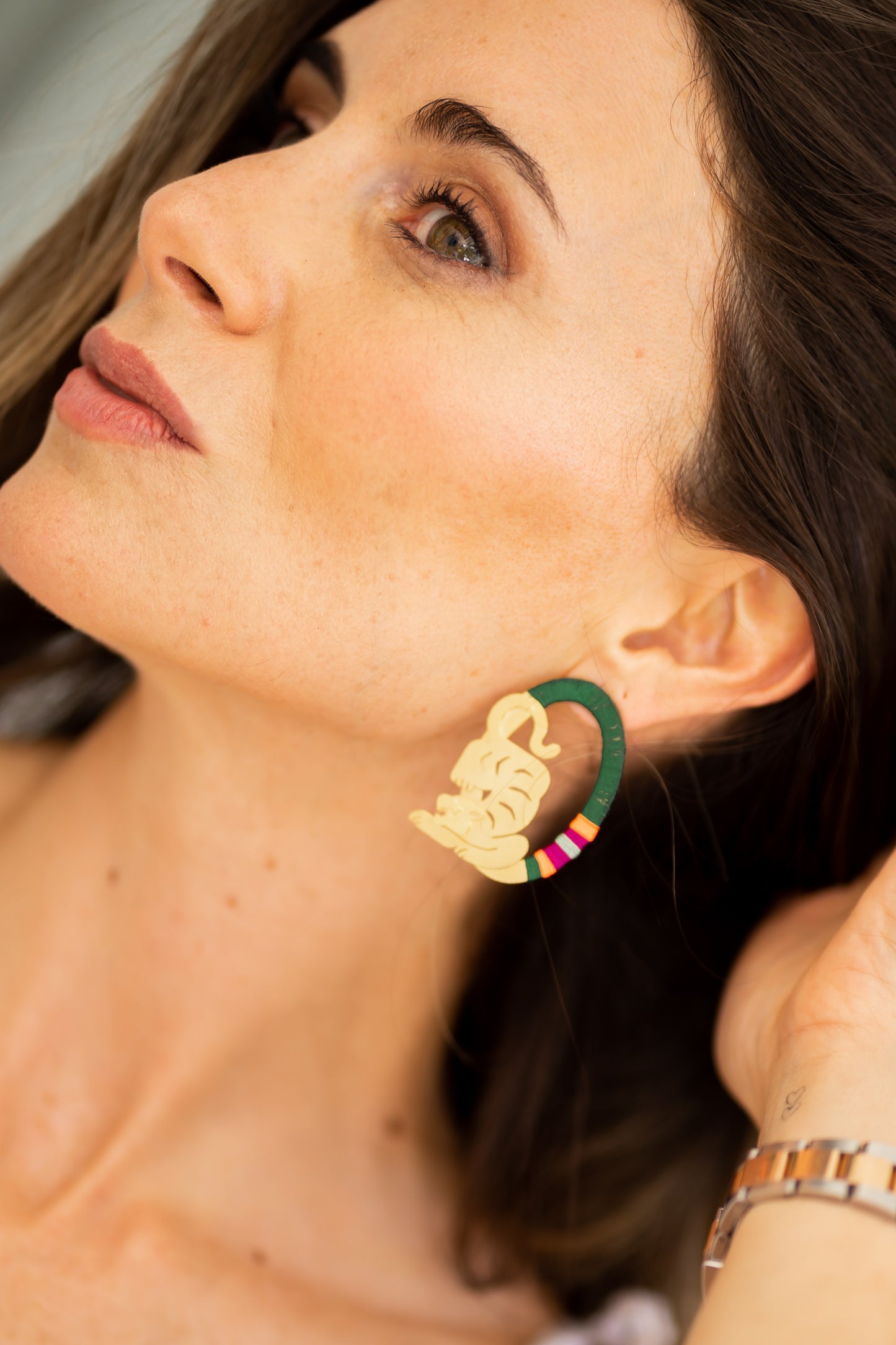 MAGIC TIGER EARRING
